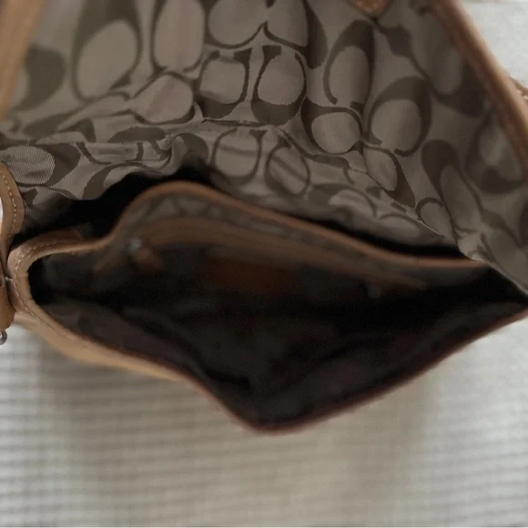 Coach Vintage Tan Leather SoHo Flap Bag with matching wallet - Picture 5 of 7